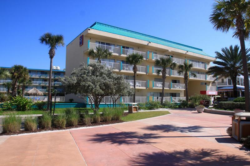 Magnuson Hotel Clearwater Beach Exterior photo