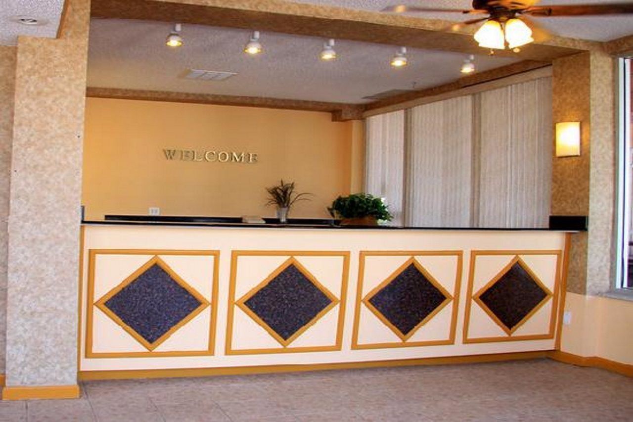 Magnuson Hotel Clearwater Beach Exterior photo
